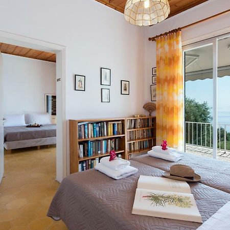 Villa Aquila Perama  Eksteriør bilde